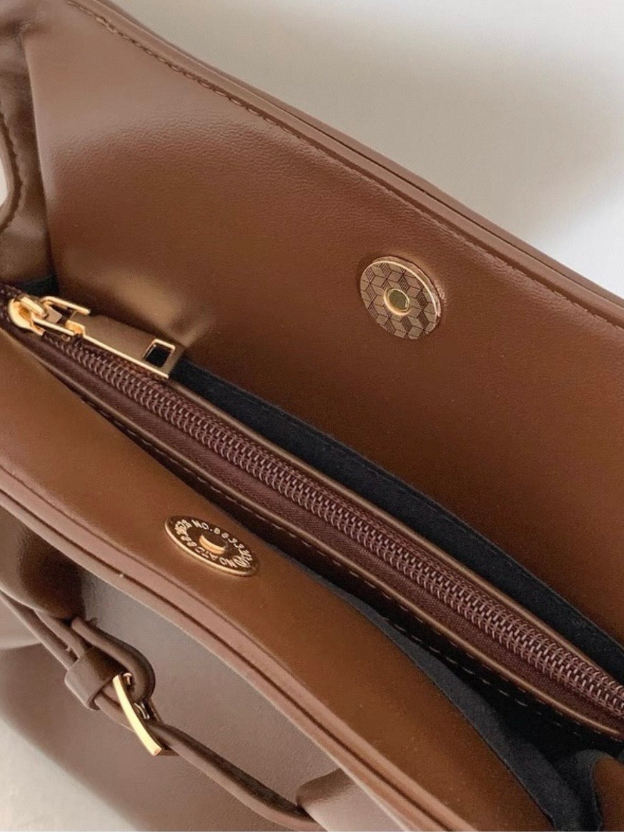 ロングハンドルベルトデザインバッグ