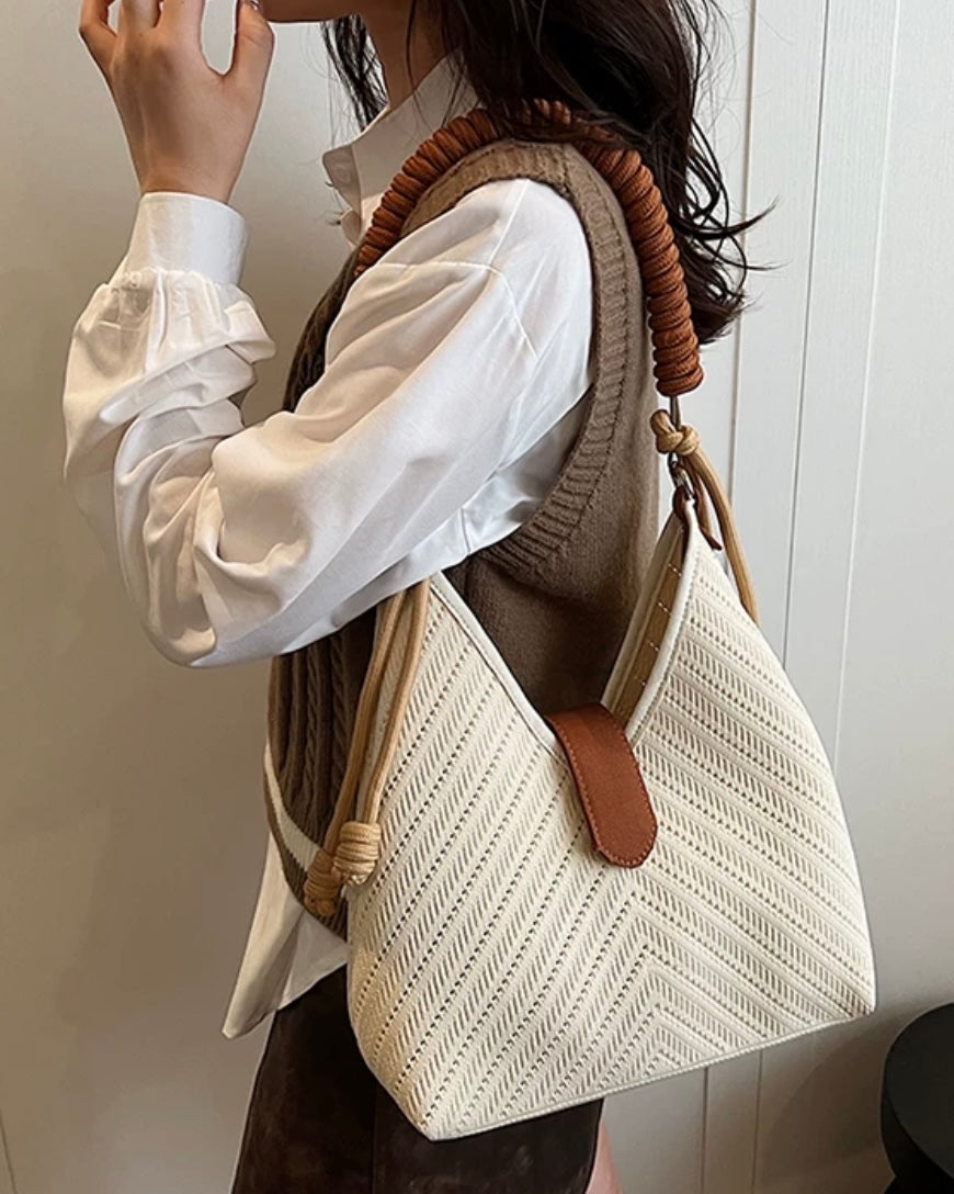 ロープハンドルバッグ