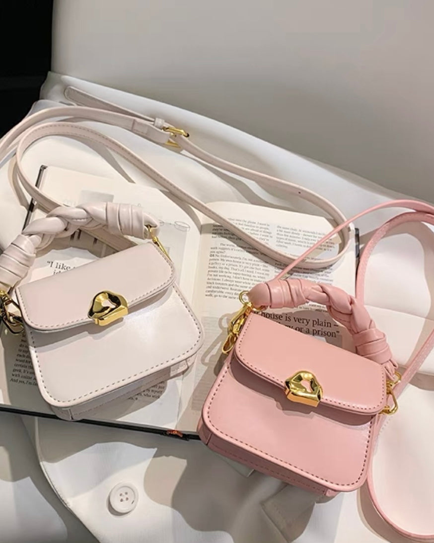 2wayツイストハンドルミニショルダーバッグ