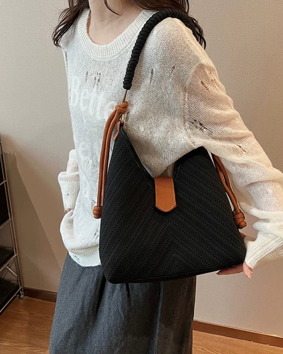 ロープハンドルバッグ
