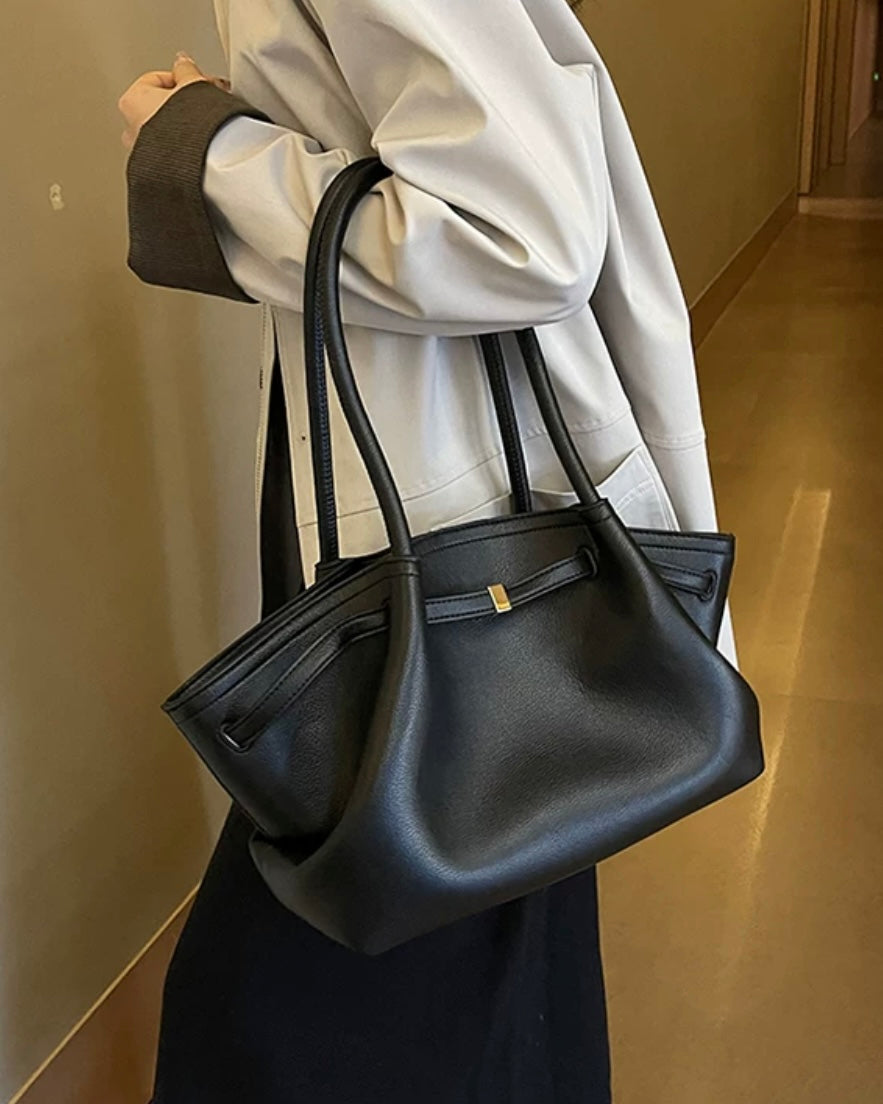 ワイドタックレザーバッグ