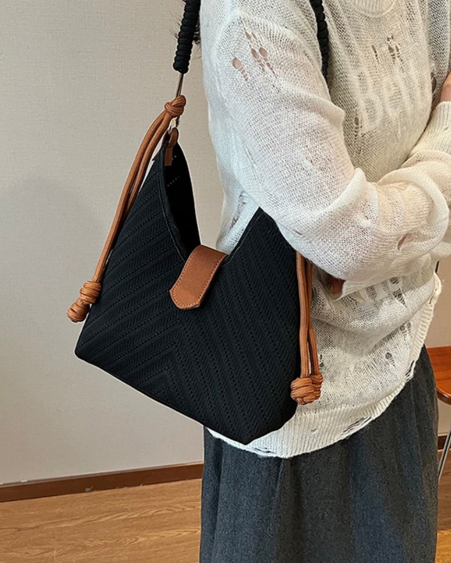 ロープハンドルバッグ