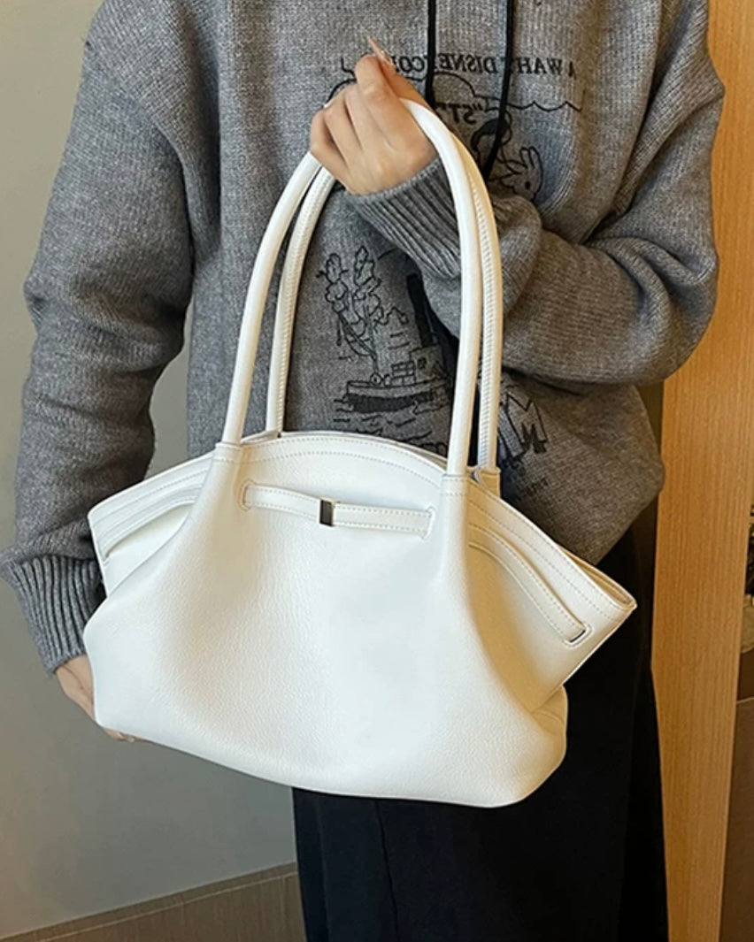 ワイドタックレザーバッグ