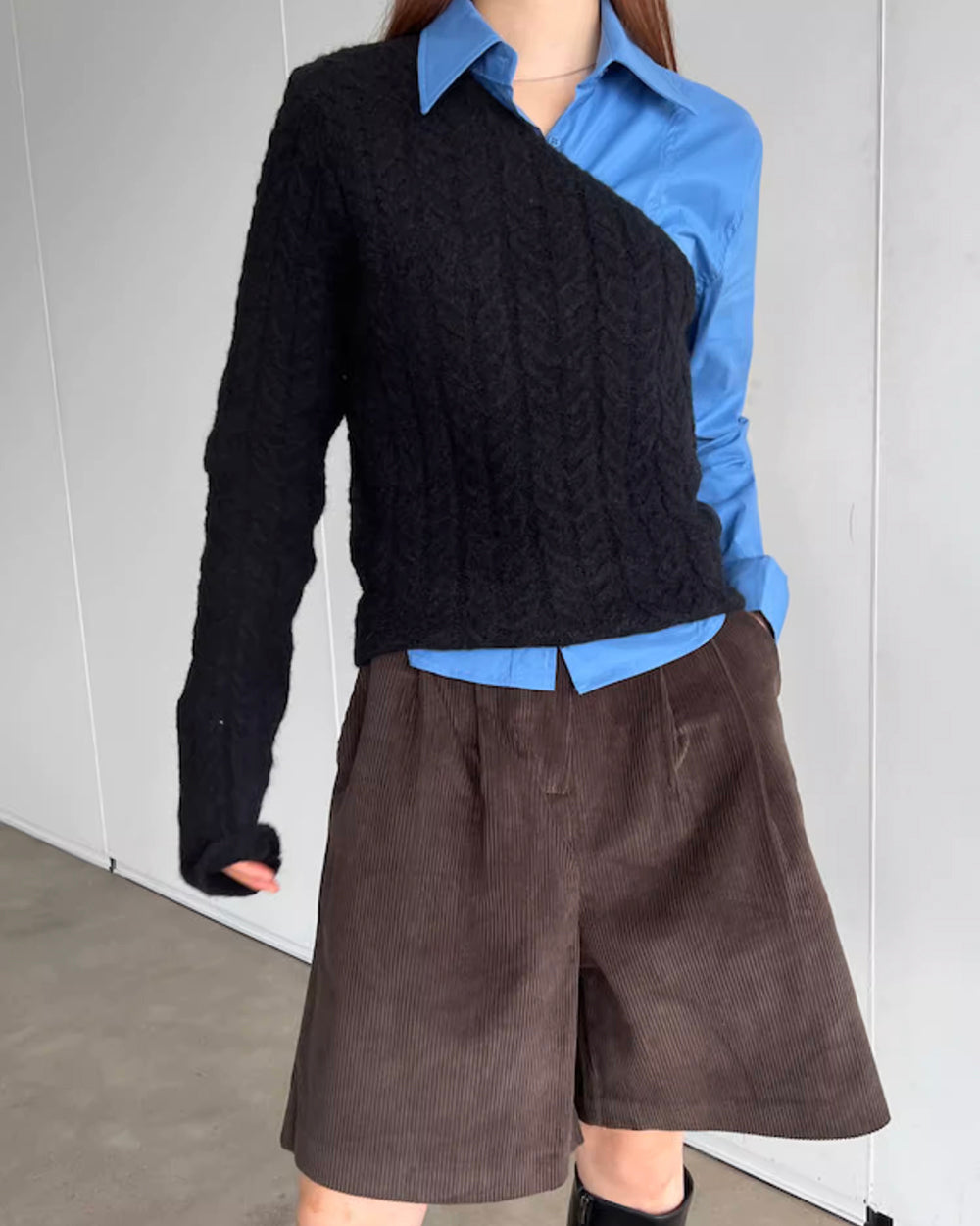 ワンショルダーケーブルニット