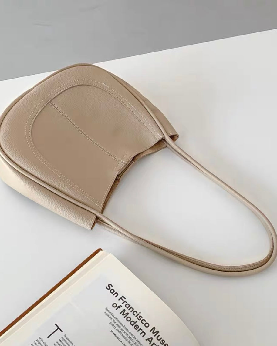 ラウンドステッチレザーバッグ