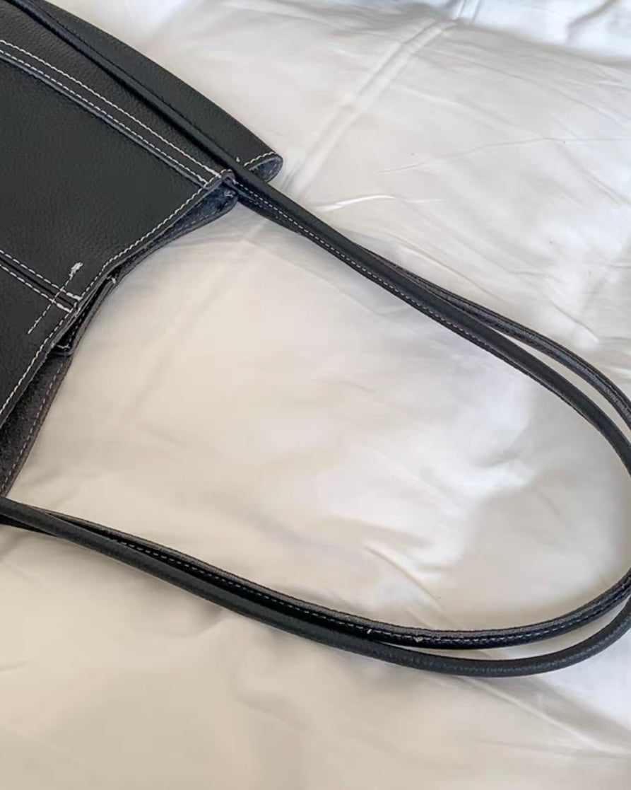ラウンドステッチレザーバッグ
