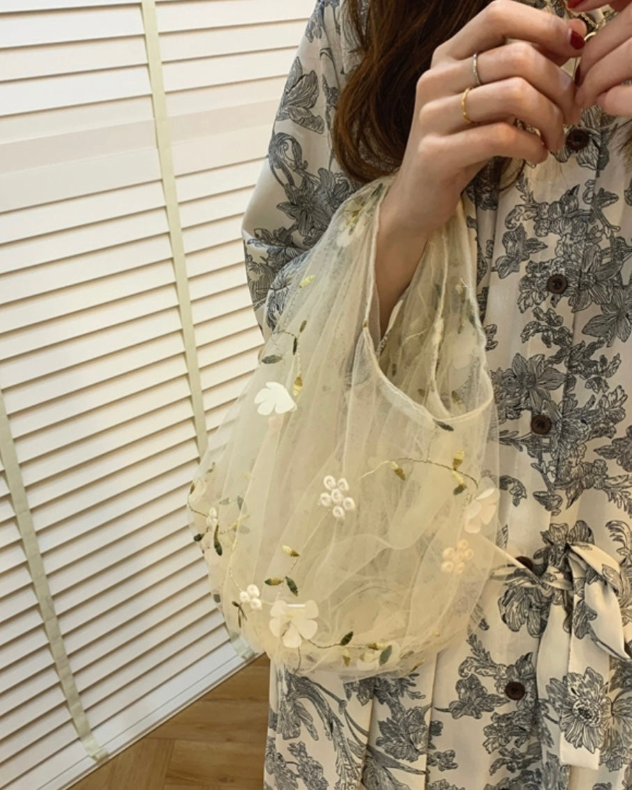立体フラワー刺繍チュールバッグ