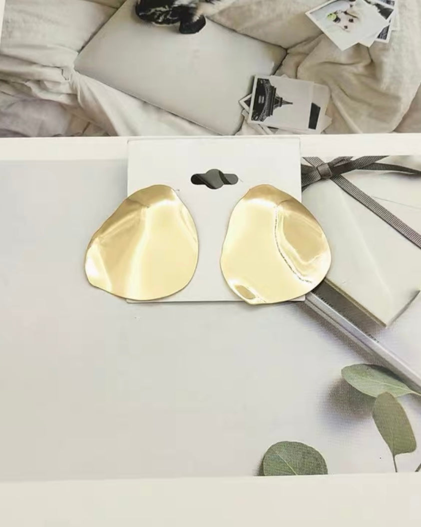 メタルプレートピアス