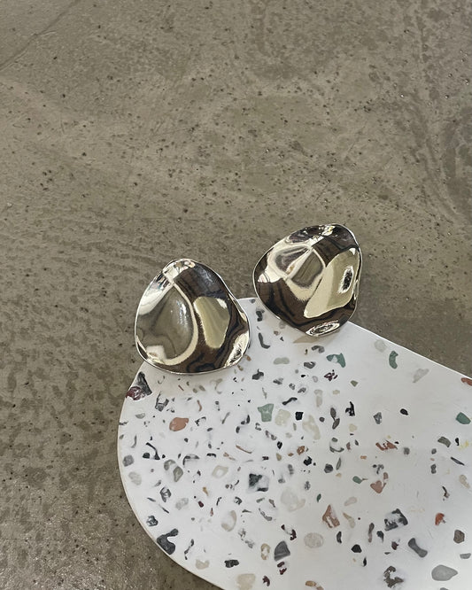メタルプレートピアス