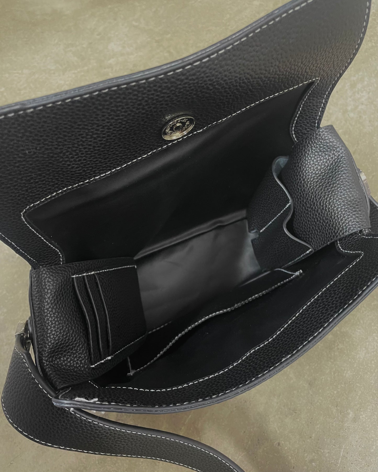 ボックスフラップバッグ